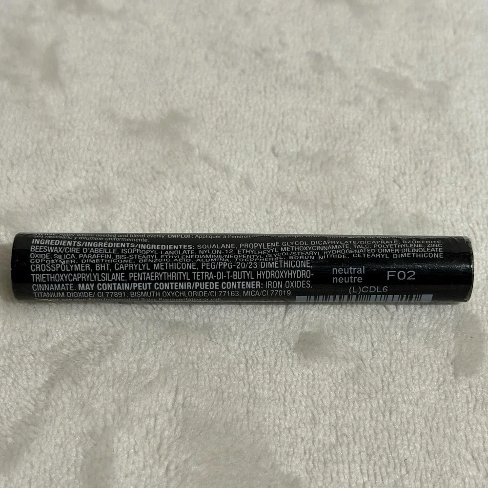Avon Ideal Flawless Concealer Stick F02 Neutral .7 oz Discontinued Deadstock NEW